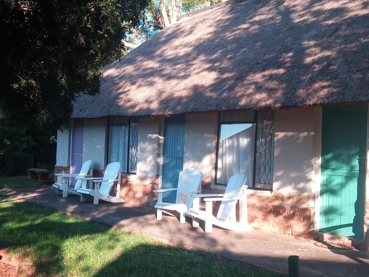 Villa Ledges Retreat à Bergville Extérieur photo