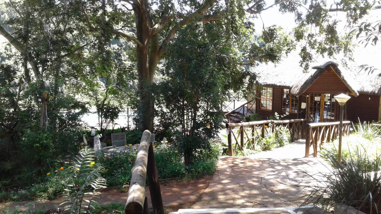 Villa Ledges Retreat à Bergville Extérieur photo